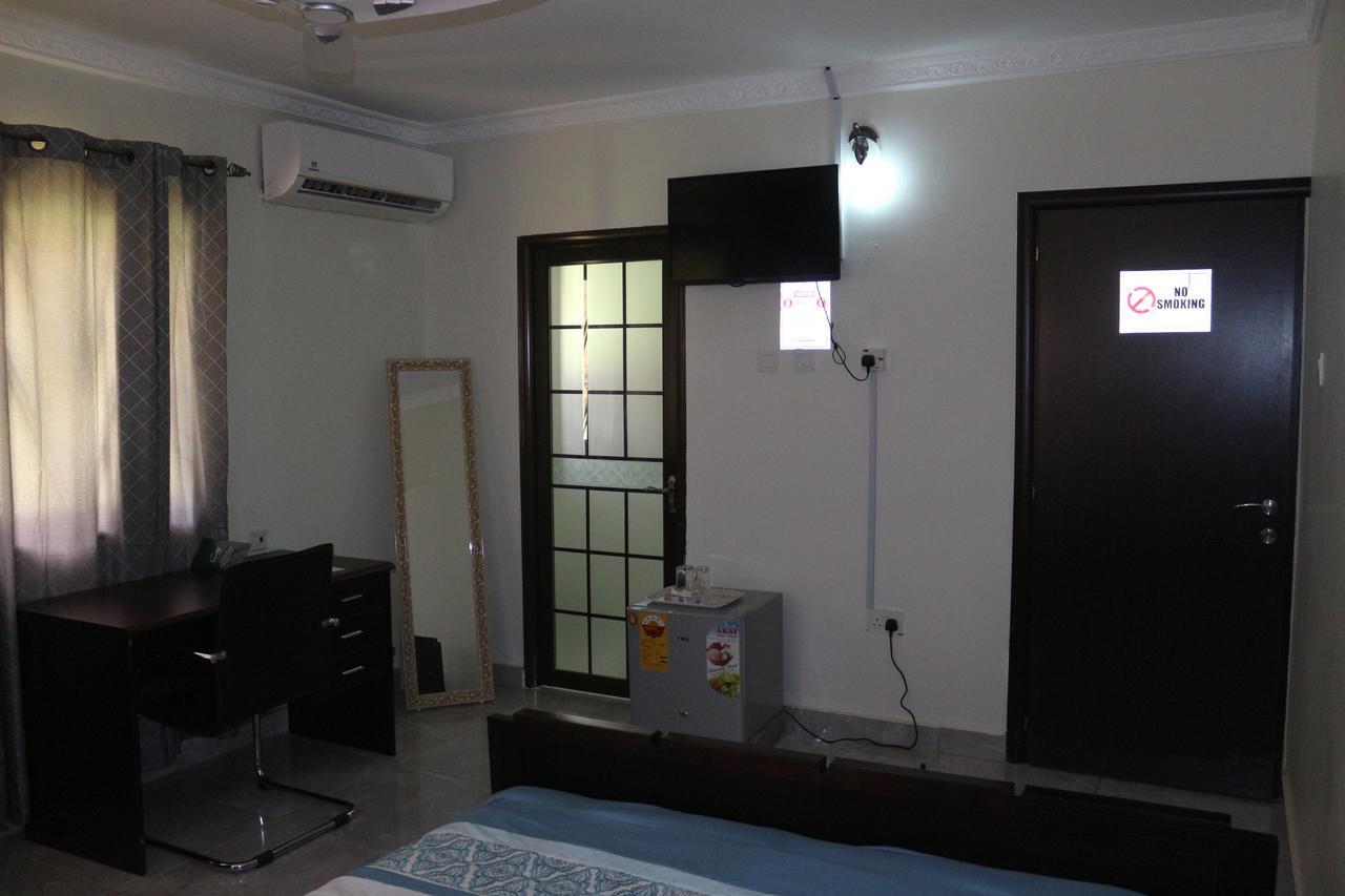 3A'S Guest House Akosombo Luaran gambar