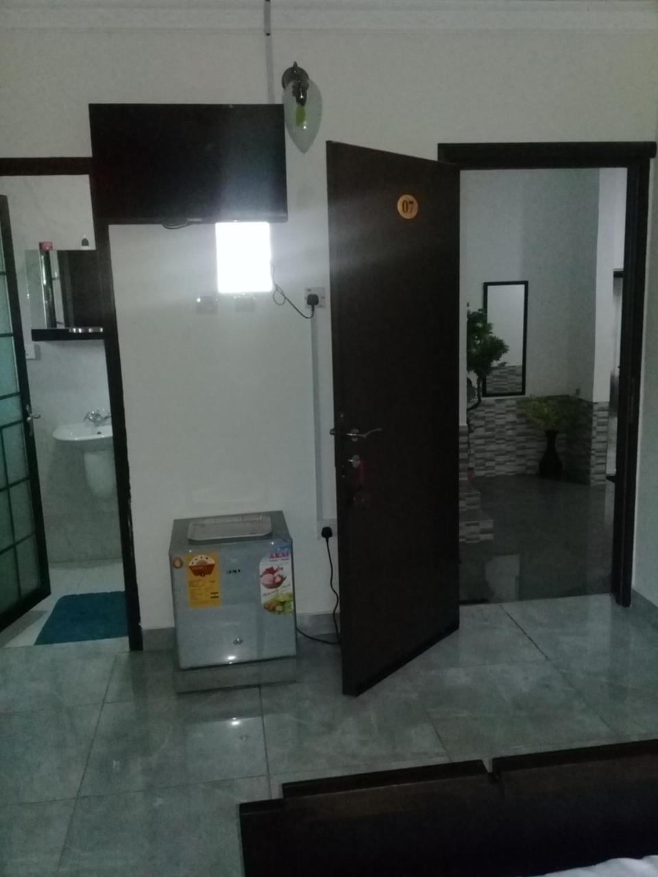3A'S Guest House Akosombo Luaran gambar