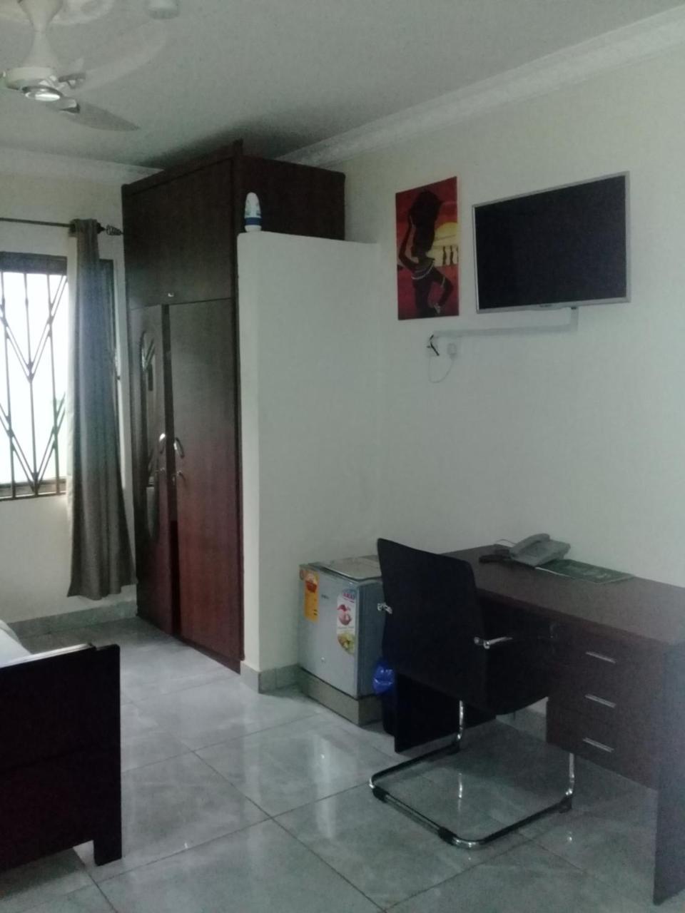 3A'S Guest House Akosombo Luaran gambar