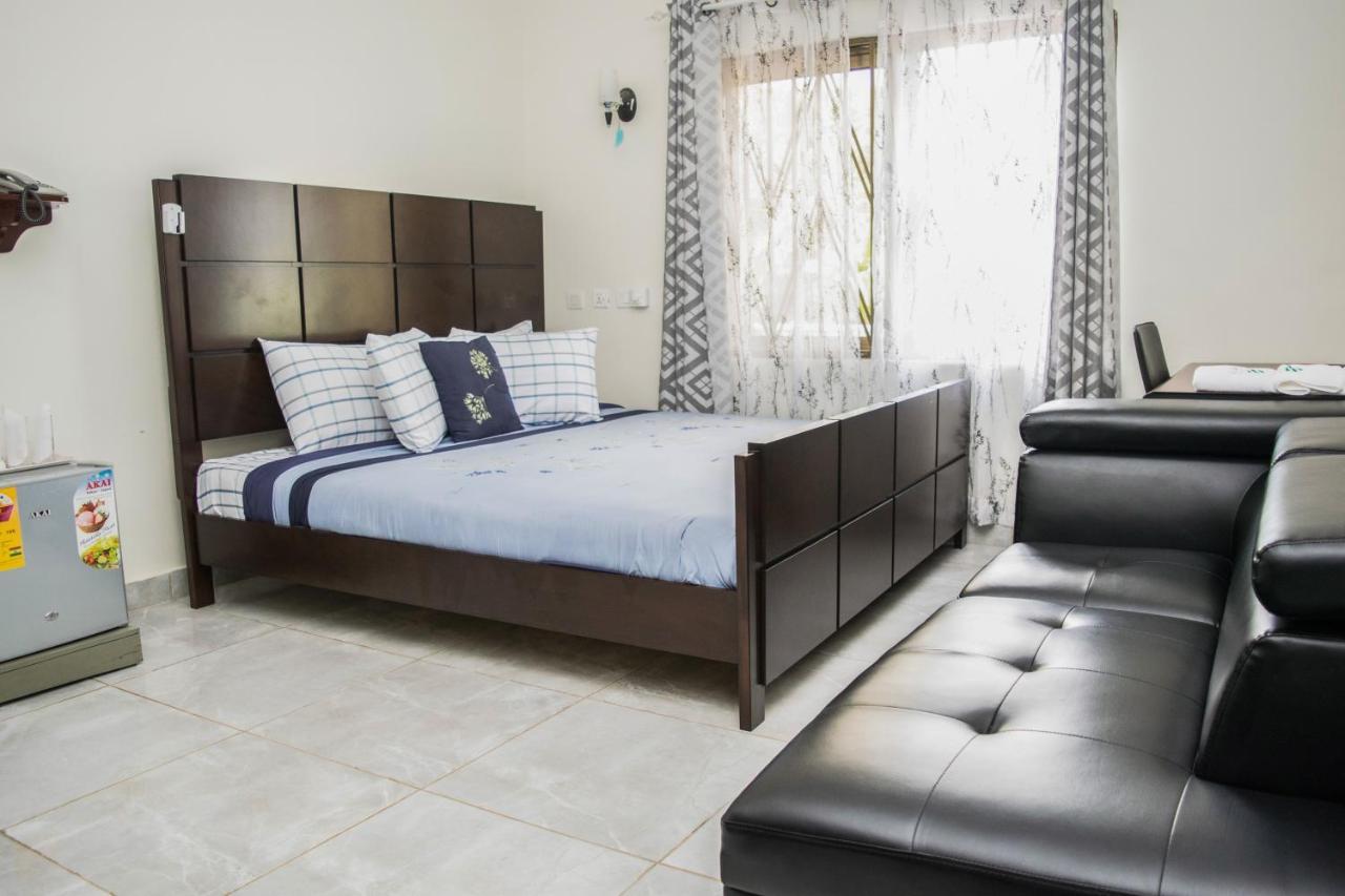 3A'S Guest House Akosombo Luaran gambar