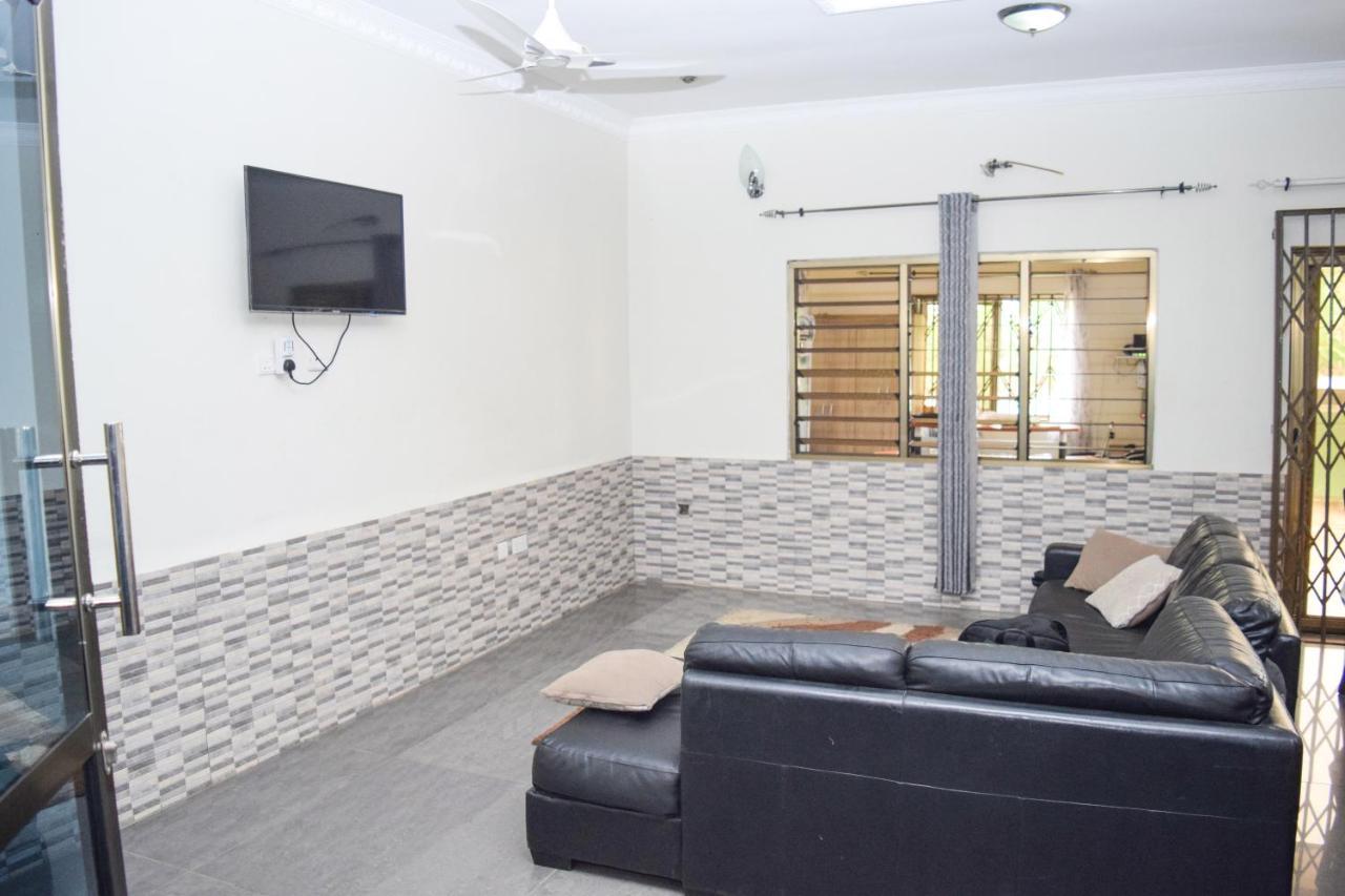 3A'S Guest House Akosombo Luaran gambar