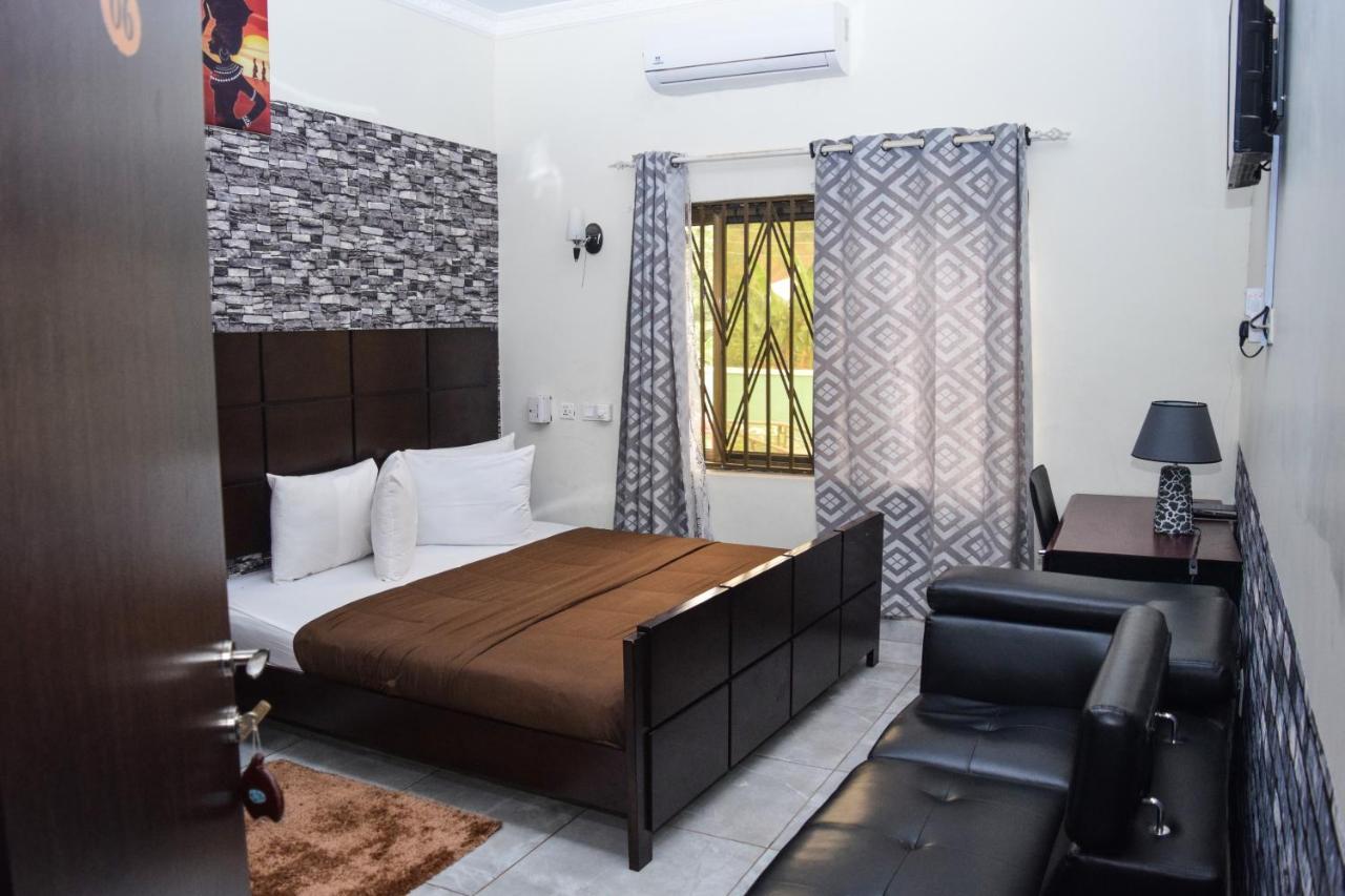 3A'S Guest House Akosombo Luaran gambar