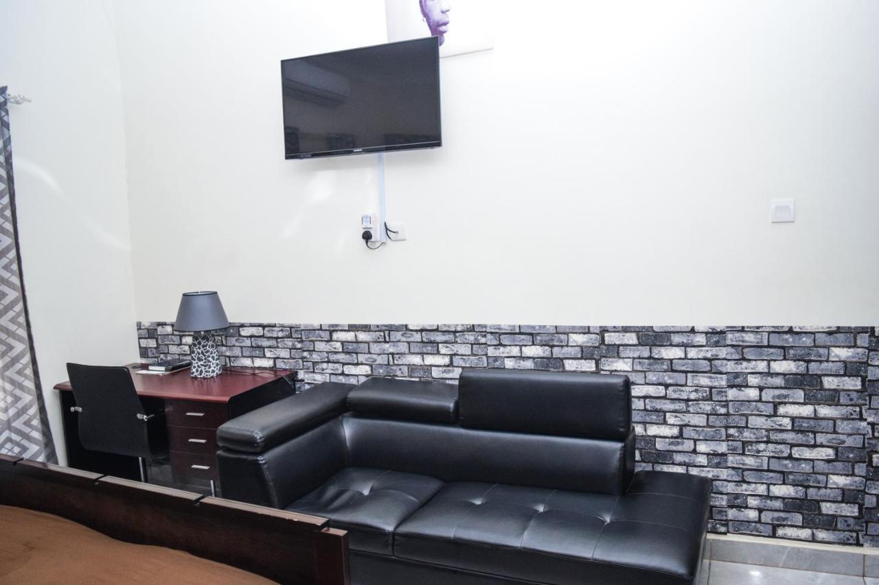 3A'S Guest House Akosombo Luaran gambar